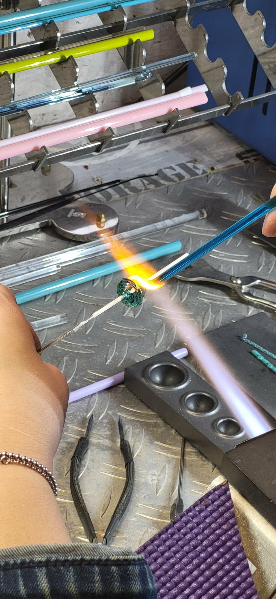 Carte cadeau – ATELIER immersion de 2h00 à l'art du verre à la flamme